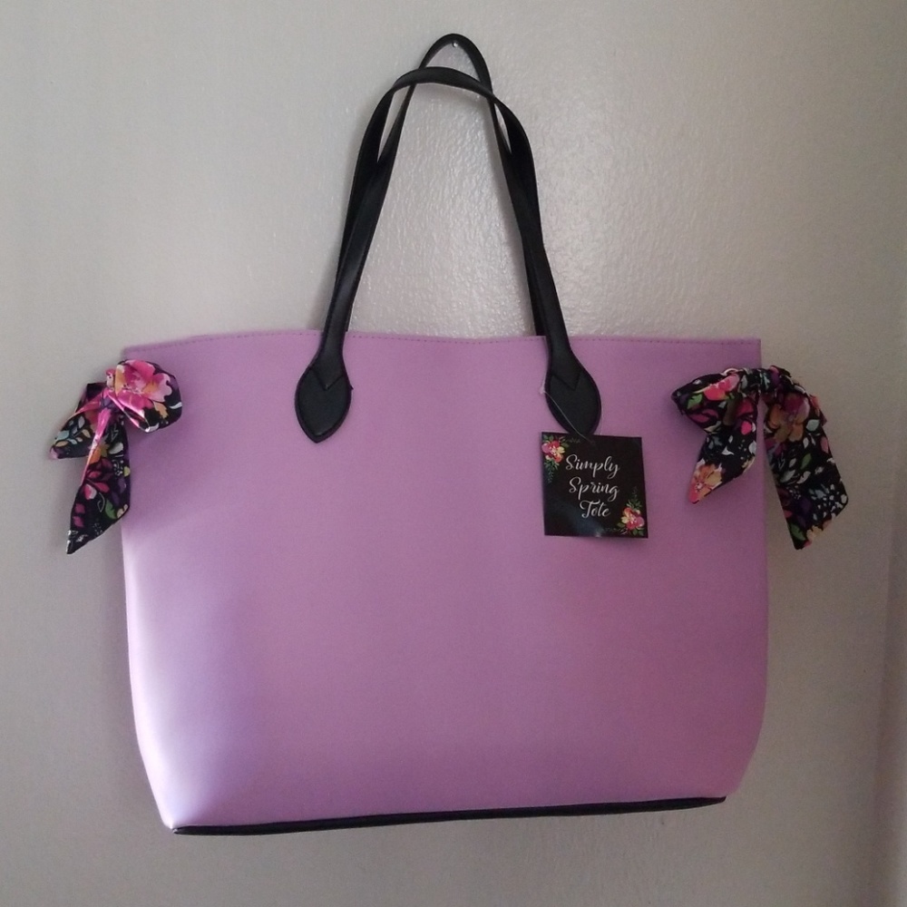 Simply Spring Tote from Sallys